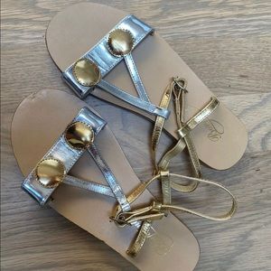 Sandals bonpoint size 32 or size 1 US kids